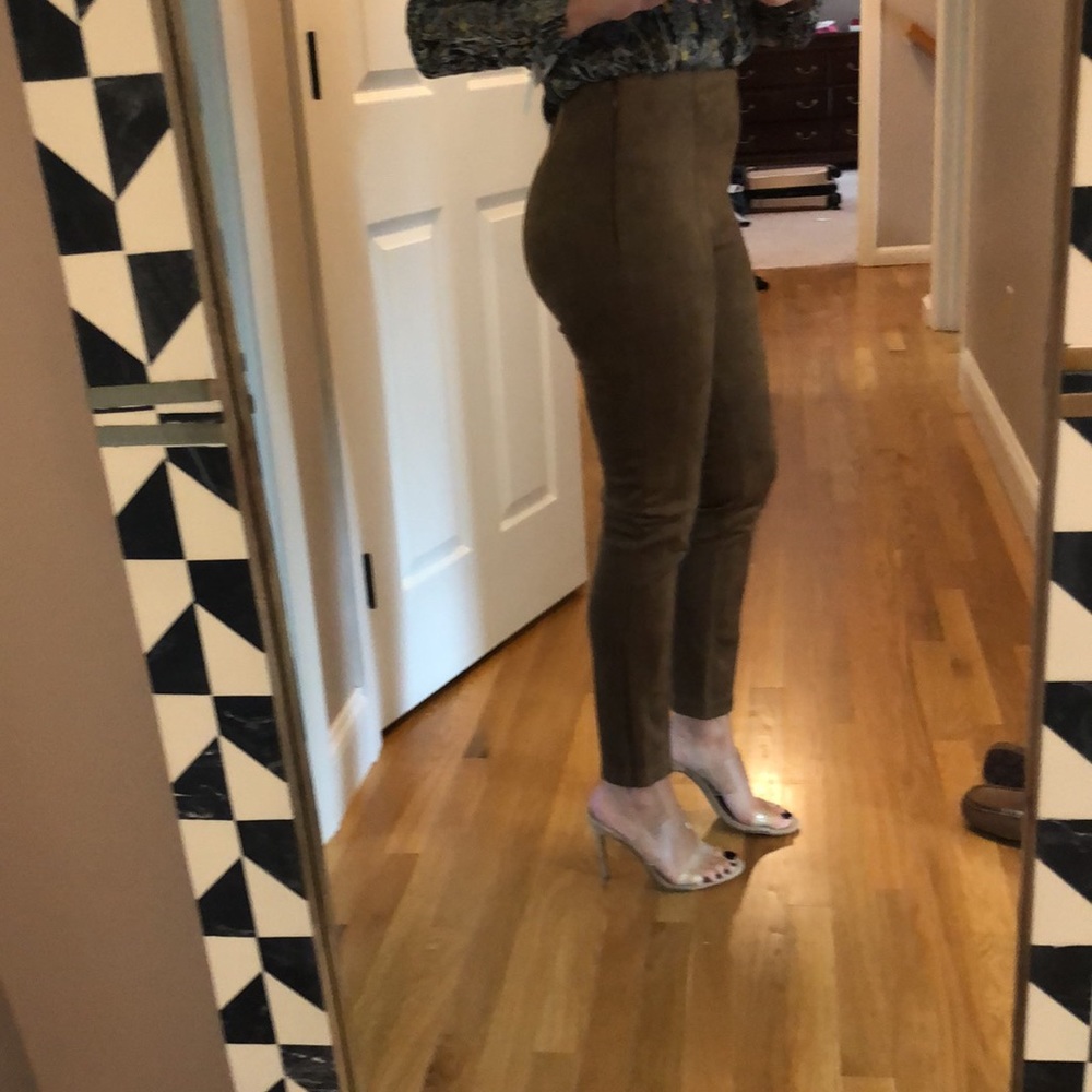 Brand new with tags!! Loft, faux suede side zip leggings in dark brown